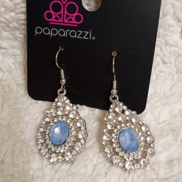 Celestial Charmer Earring. NWT - Picture 1 of 3